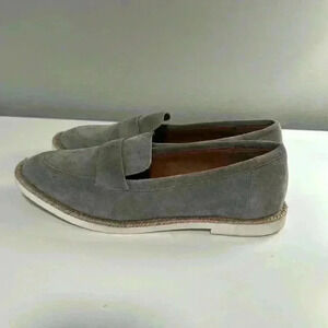 Caslon Tristan Flat size 6.5